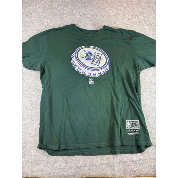NBA Milwaukee Bucks Shirt Mens XL Green Graphic Hardwood Classics Basketball - Picture 1 of 5